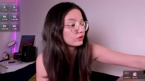 mia online show from April 4, 11:36 pm