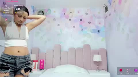 Mia online show from August 1, 1:18 am