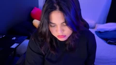 Mia online show from April 4, 1:48 am