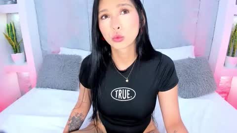 mia online show from November 14, 5:57 pm