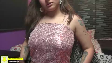 Mia online show from October 8, 5:01 am