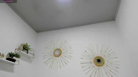 Miah Collins online show from February 20, 10:59 am