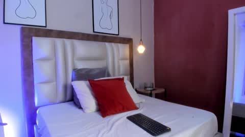 miahertz online show from March 4, 12:39 am