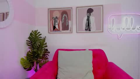 Mia Khalifa online show from September 28, 3:35 am