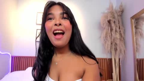 Mia Roggers online show from May 2, 3:43 am