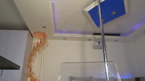 Snapshot of miasavagex18 chatting on January 30, 12:37 pm MiaHancock online show from January 30, 12:37 pm