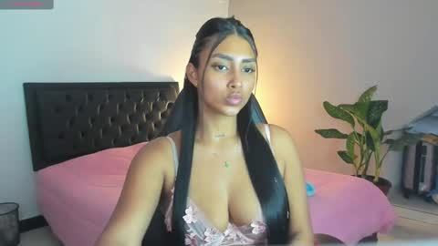 Mia Velvet  online show from March 11, 3:47 am