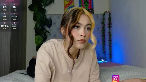 melannie   follow my new page online show from November 1, 10:14 pm