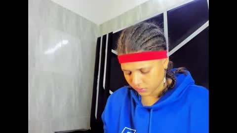 Snapshot of michell_rs chatting on February 16, 1:49 am michell_rs online show from February 16, 1:49 am