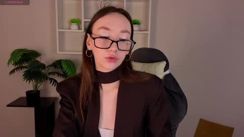 Michelle online show from April 4, 1:15 am