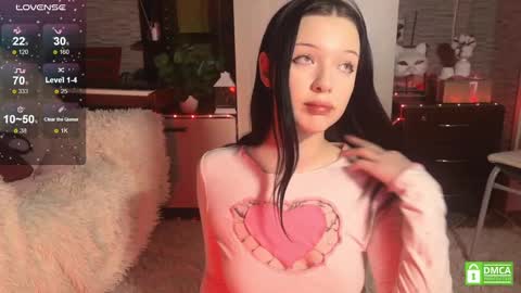 Snapshot of michelle_roze chatting on February 8, 8:32 pm Michelle online show from February 8, 8:32 pm