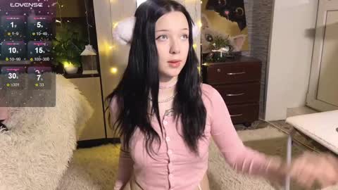 Snapshot of michelle_roze chatting on March 11, 6:19 pm Michelle online show from March 11, 6:19 pm