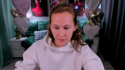 MichelleOrtis online show from March 14, 10:05 am