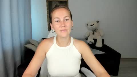 Michelle online show from July 5, 4:51 am