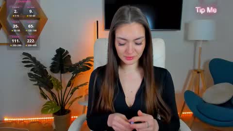 micky___love online show from February 10, 8:01 pm