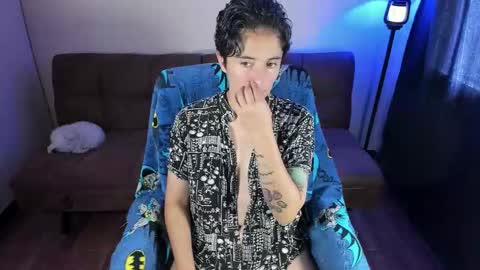 Blue online show from February 9, 3:25 pm