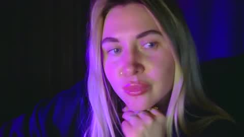 Midnight lace1 online show from February 5, 9:18 pm