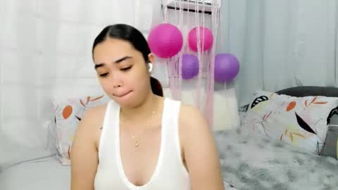 Bunny 3 online show from November 10, 8:26 pm