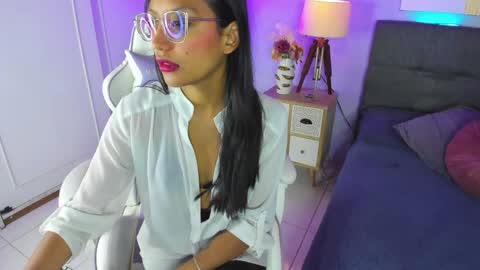 miel_ambar online show from June 3, 2:33 pm