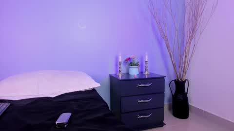 Miia Brooklyn  online show from November 27, 2:42 pm