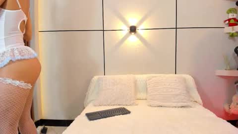    online show from December 18, 1:05 pm