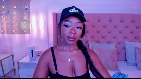 Snapshot of miia_schwarz chatting on January 13, 10:35 pm Miia Schwarz online show from January 13, 10:35 pm