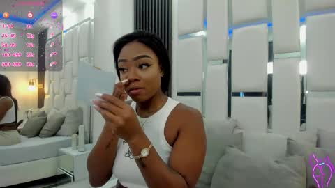 Snapshot of miia_schwarz chatting on October 5, 8:36 pm Miia Schwarz online show from October 5, 8:36 pm