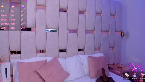 Snapshot of miia_schwarz chatting on February 4, 10:02 pm Miia Schwarz online show from February 4, 10:02 pm