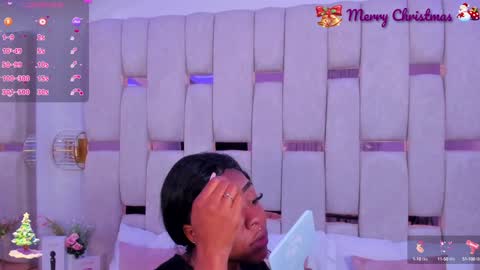 Snapshot of miia_schwarz chatting on December 10, 12:27 pm Miia Schwarz online show from December 10, 12:27 pm