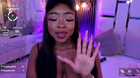 Snapshot of miia_schwarz chatting on October 29, 12:59 am Miia Schwarz online show from October 29, 12:59 am