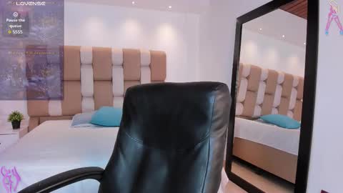 Miia 3 online show from November 15, 1:12 pm