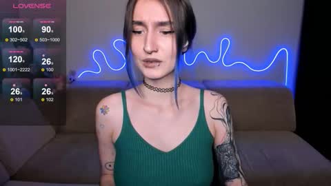 Mika online show from November 30, 3:38 pm