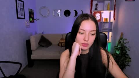 Miki online show from April 20, 5:43 am