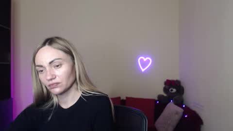 Adalina online show from April 18, 7:07 pm