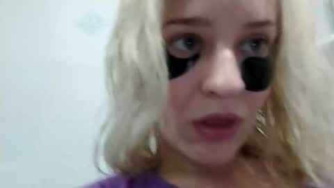 Mila 420 online show from November 27, 11:46 am