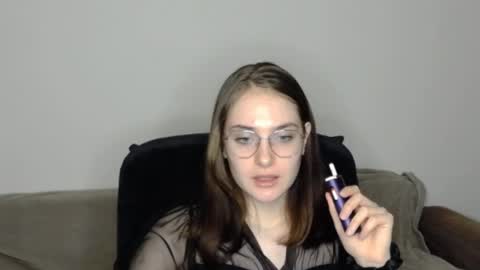 mila_keyy online show from April 2, 8:17 pm