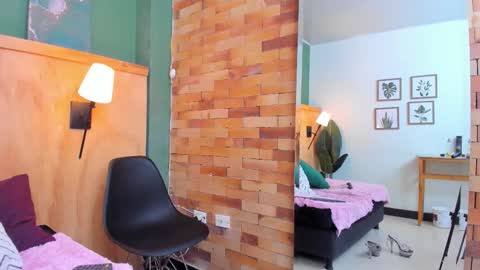 Mila online show from November 29, 12:53 pm