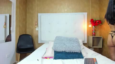          online show from October 13, 9:50 pm