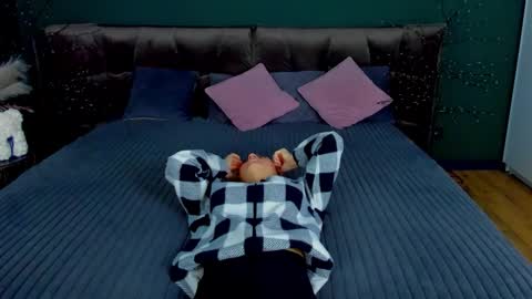 Milla online show from November 9, 7:59 am