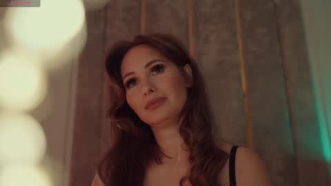        online show from September 27, 9:55 pm