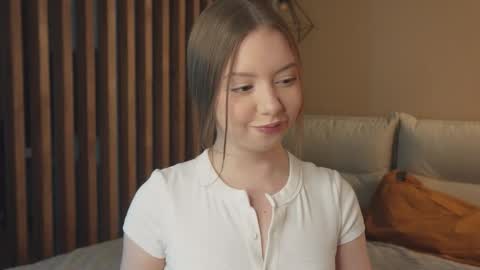 Mila online show from March 12, 3:15 pm