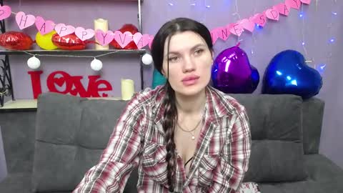 Milaloona online show from February 13, 6:05 pm