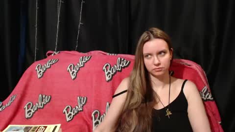 MilAna online show from April 16, 4:17 pm