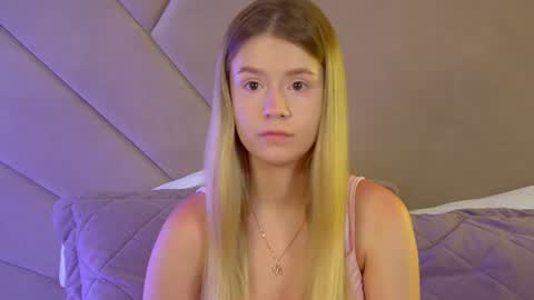 MilanaBalmain online show from July 5, 4:19 am