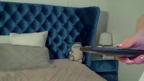 MilanaBalmain online show from February 24, 4:33 am