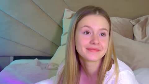 MilanaBalmain online show from November 5, 4:12 pm