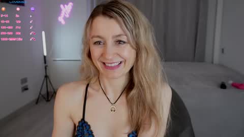 Milana online show from February 15, 7:51 am