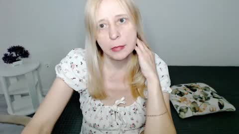 Milena online show from February 27, 3:36 am