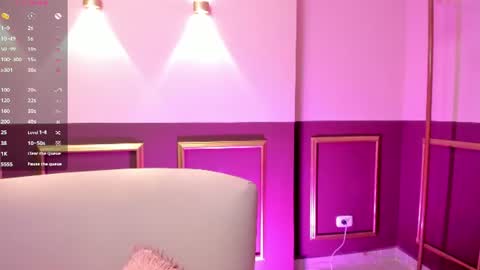 Sexy Mila  online show from July 18, 1:24 pm