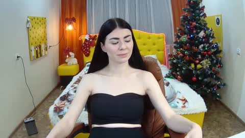 milasecretsss online show from December 21, 7:45 am